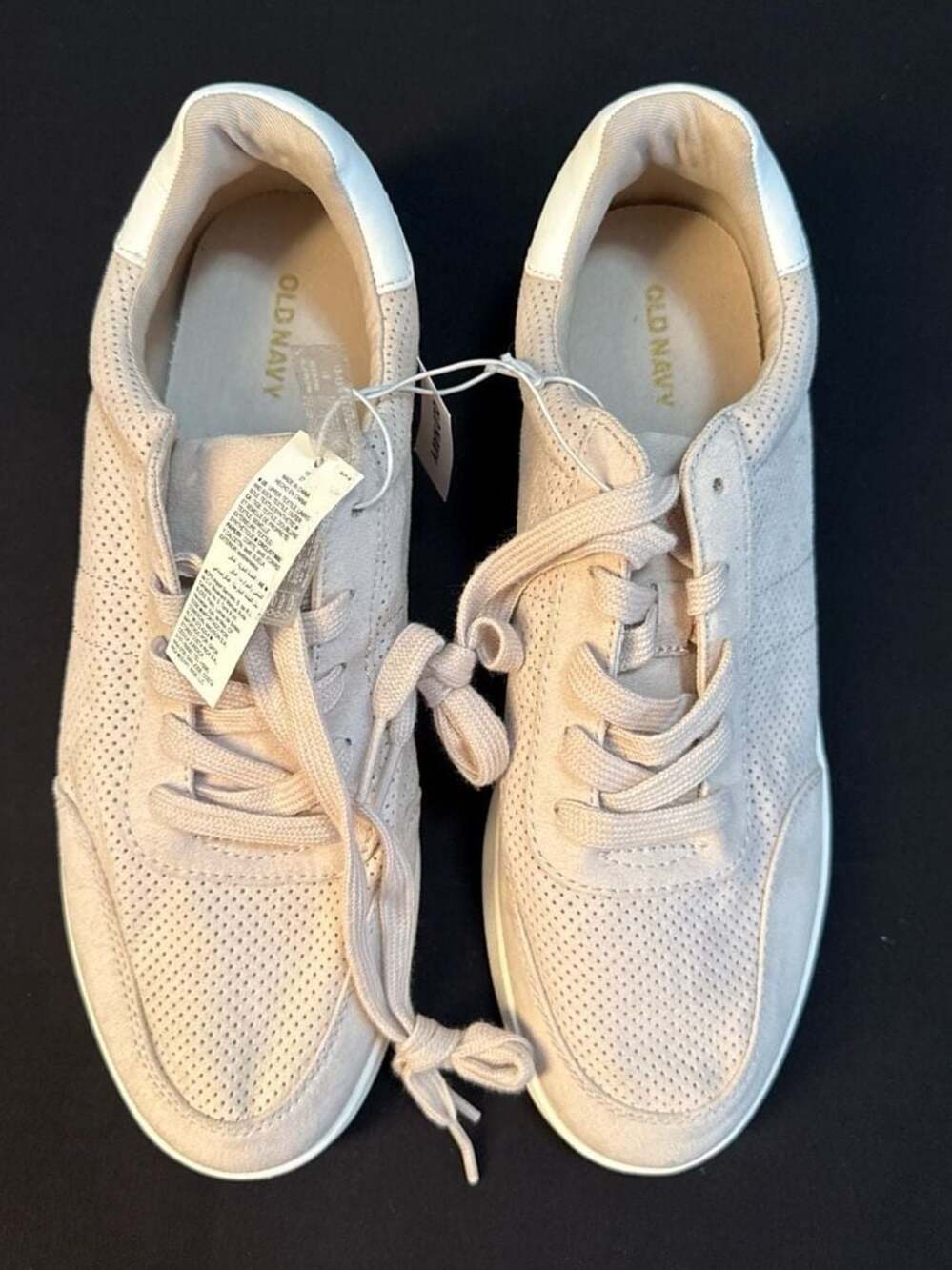 Old Navy Women's Soft-Brushed Faux-Suede Perforated Low-Top Sneakers in Blush